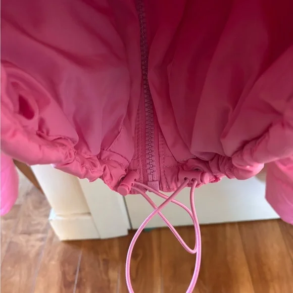 Pink puffer jacket - Picture 2 of 4